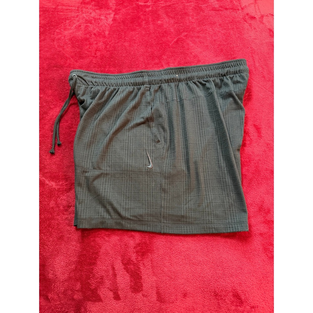 Nike Yoga Dri-FIT Black Grid Shorts Womens 2XL FB7786-010 Drawstring Pockets